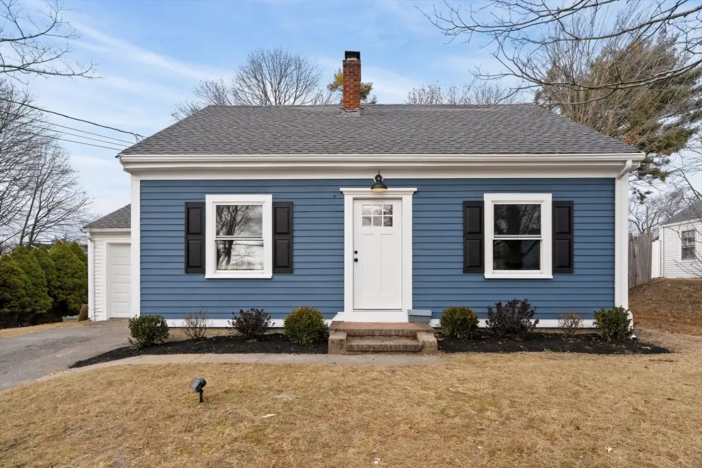 74 Magnolia St, Braintree, MA 02184 - Image #1