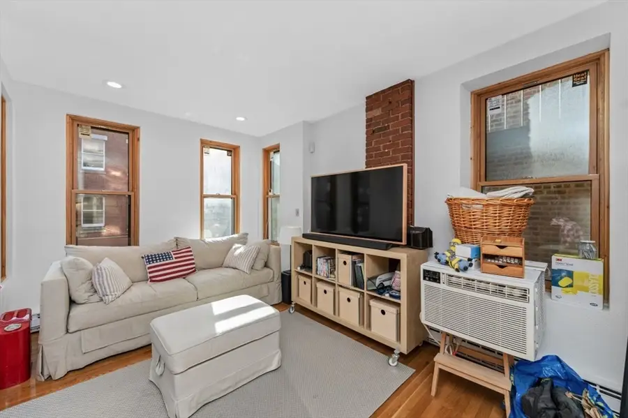 8 Battery Street #8, Boston, MA 02109 - Image #2