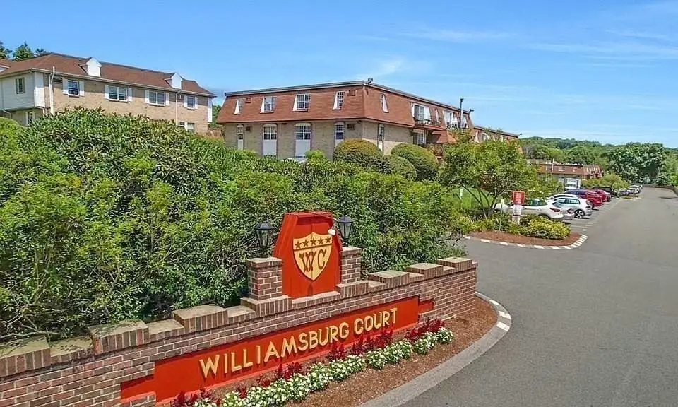 18 Williamsburg Ct #23, Shrewsbury, MA 01545 - Image #1