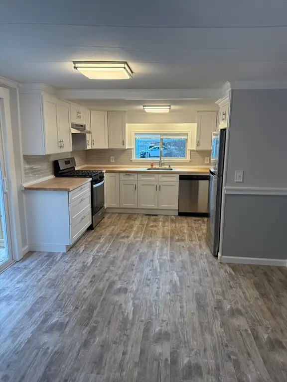 10 Willow Circle, Brimfield, MA 01010 - Image #2