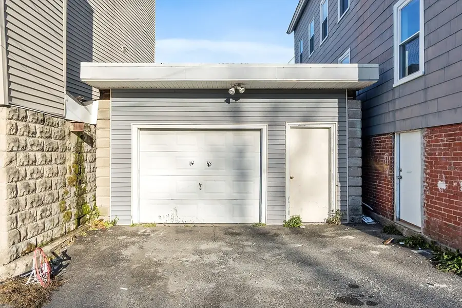 5 Mcfarland Ct, Worcester, MA 01604 - Image #3