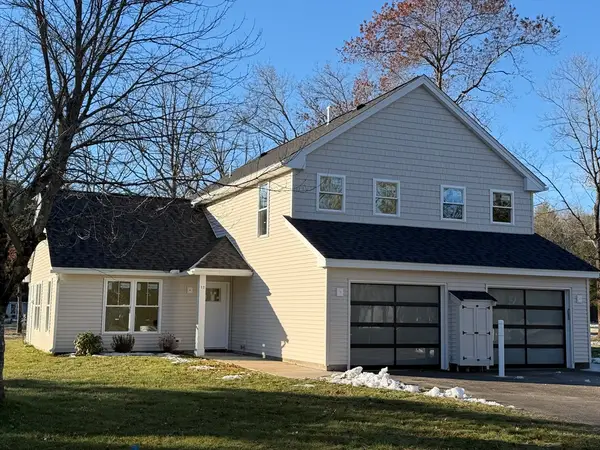 10 Barracks Road #10, Hudson, MA 01749