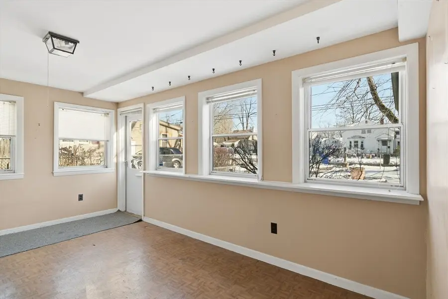 138 Warrenton St, Springfield, MA 01109 - Image #2