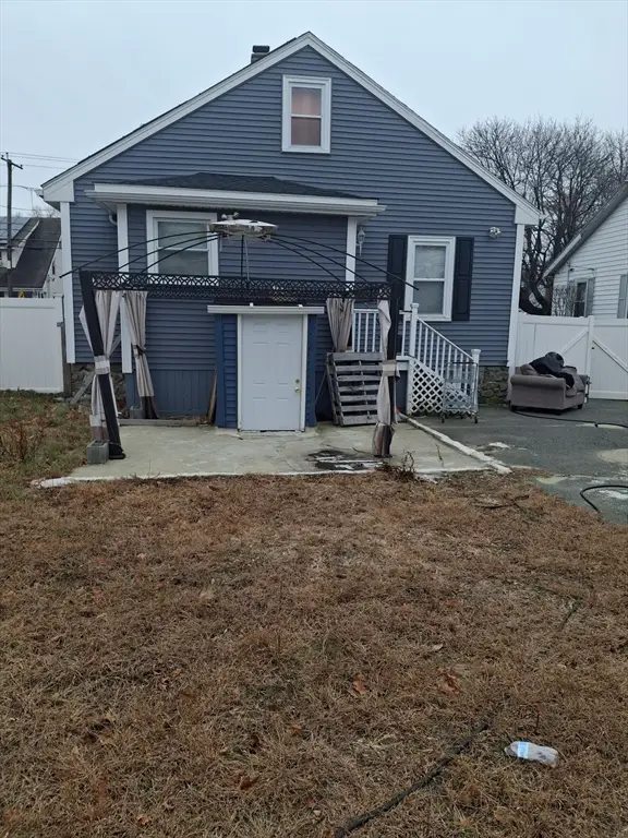 333 Lynnfield Street, Lynn, MA 01904
