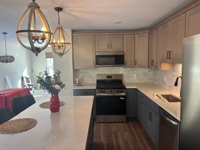 9 Riverbank Circle #9, Haverhill, MA 01835 - Image #3