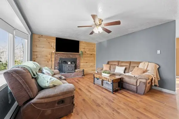 3 Hebert Rd, Spencer, MA 01562 - Image #3