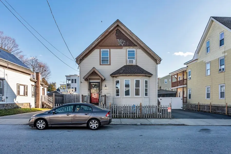 40 Chester St, Lawrence, MA 01843 - Image #2