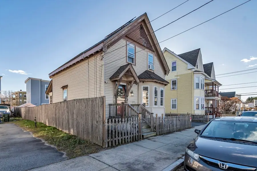 40 Chester St, Lawrence, MA 01843 - Image #3