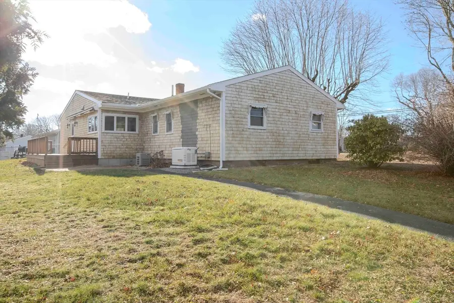 158 Slocum Rd, Dartmouth, MA 02747 - Image #3
