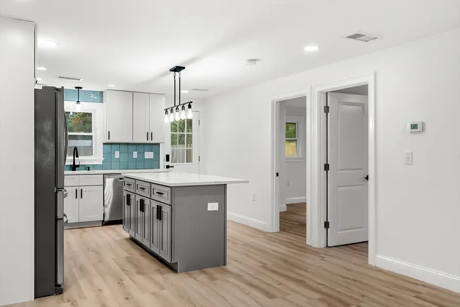 12 Exeter St, Danvers, MA 01923 - Image #3