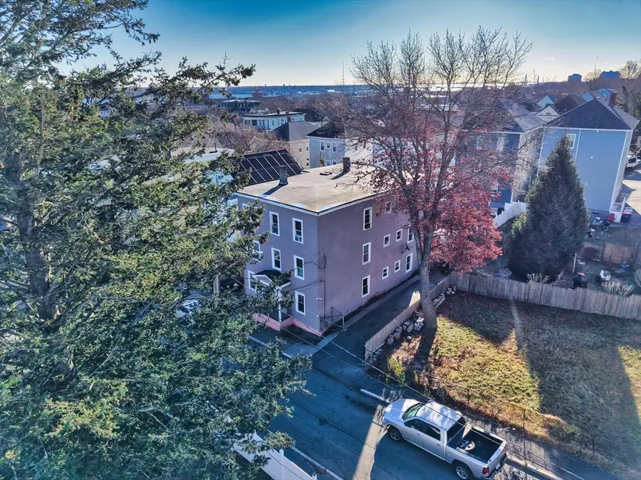 20 Lafrance Ct, New Bedford, MA 02740 - Image #2