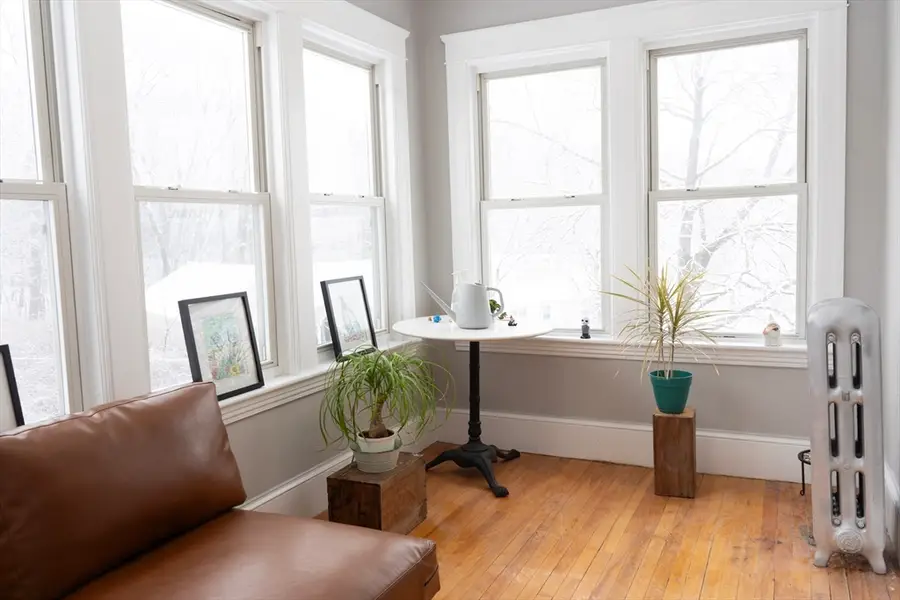 39 Woodford St #2, Worcester, MA 01604 - Image #3