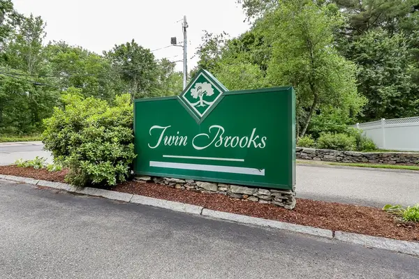 26 Kathleen Grant Rd, Easton, MA 02375