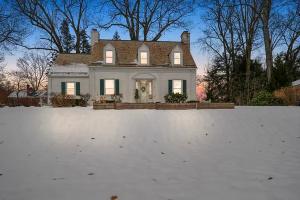 33 Severn St, Longmeadow, MA 01106