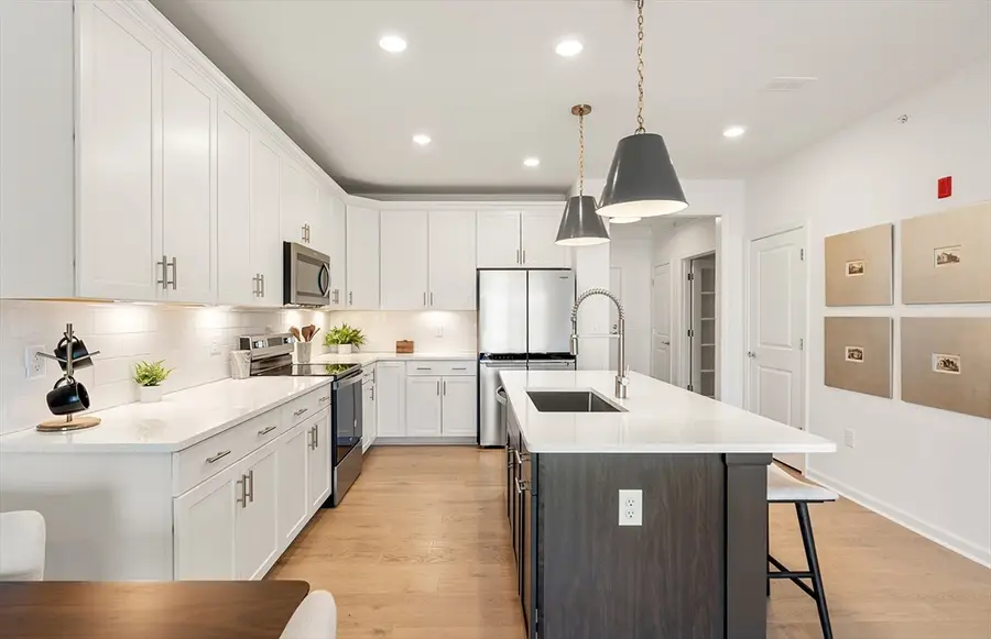 30 Coppersmith Way #103, Canton, MA 02021 - Image #3