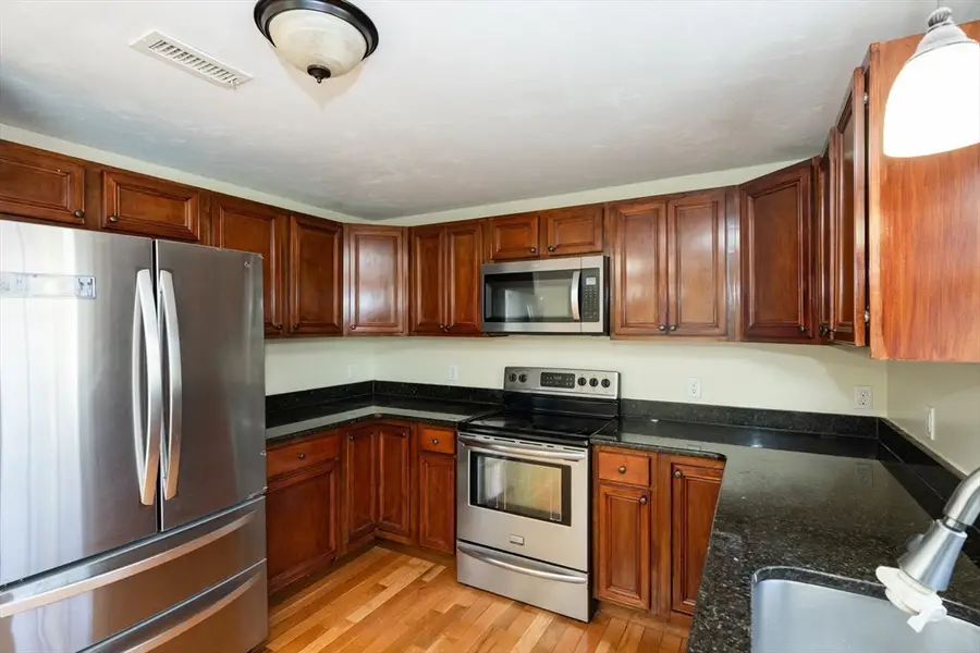 83 Massasoit Rd, Worcester, MA 01604 - Image #3