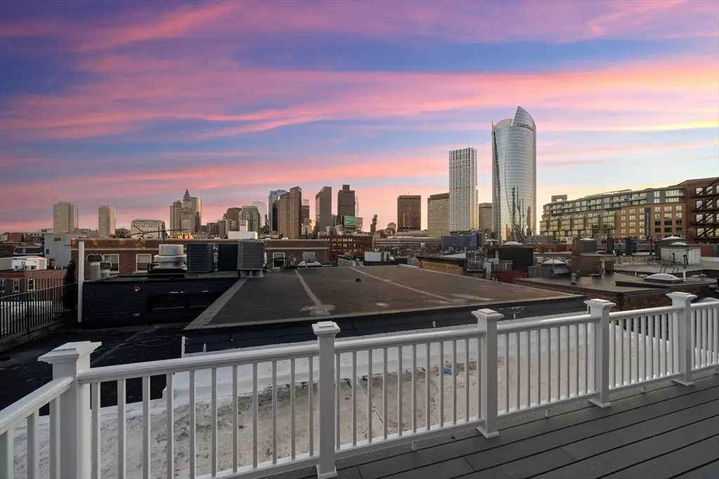 51 North Margin St #4, Boston, MA 02113 - Image #1