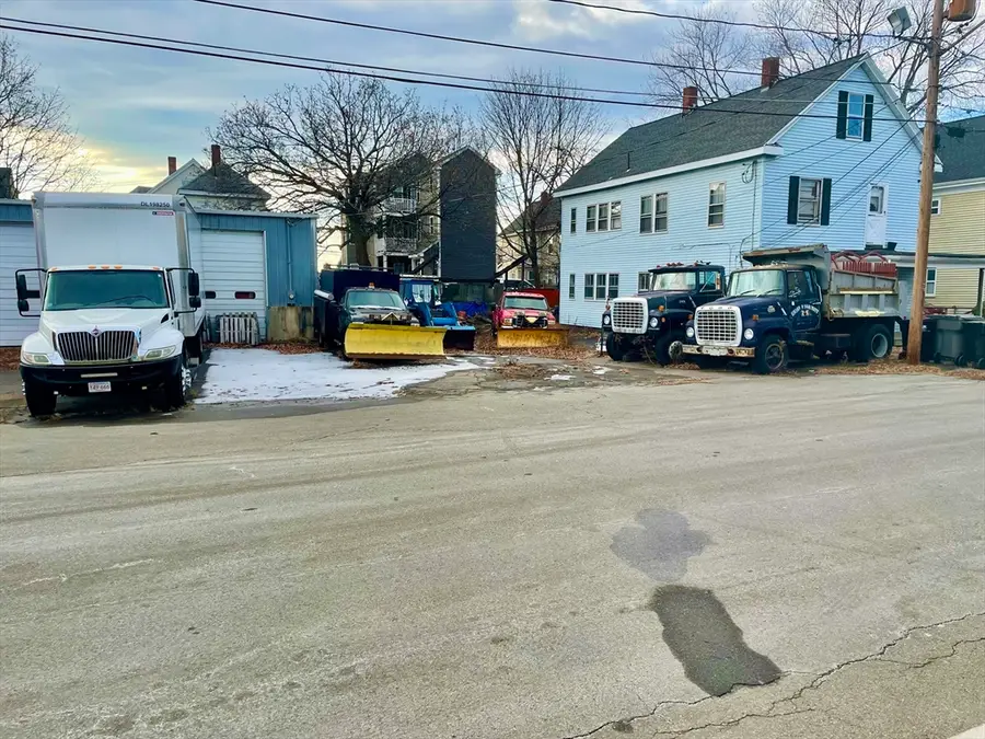 17-19 Taylor St, Framingham, MA 01702 - Image #2