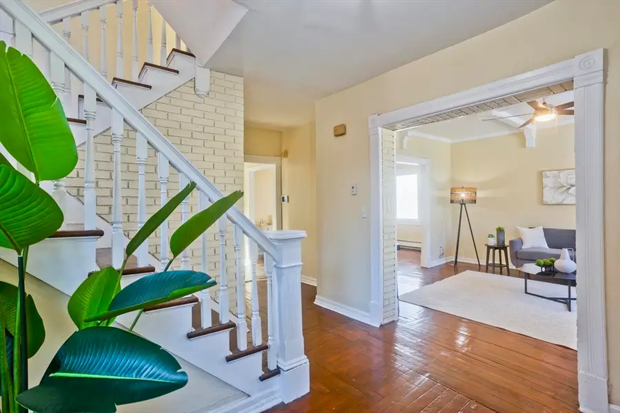 30 Parkwood St, Springfield, MA 01108 - Image #2