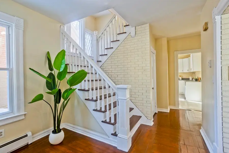 30 Parkwood St, Springfield, MA 01108 - Image #3