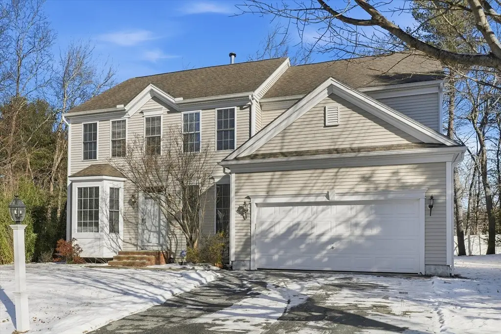14 Amberville, North Andover, MA 01845 - Image #1