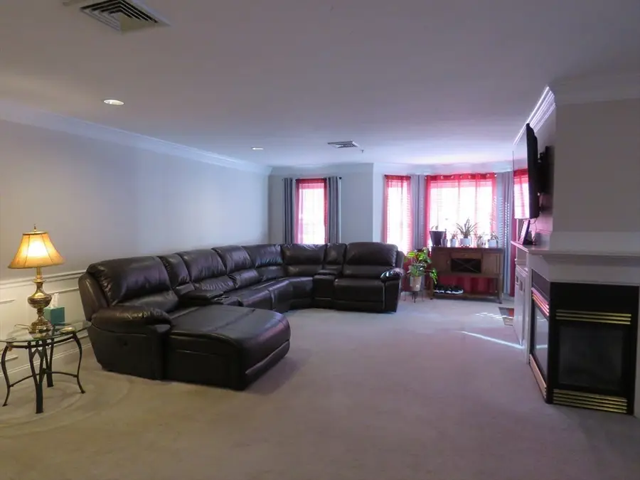5 Mission Rd #107, North Chelmsford, MA 01863 - Image #3