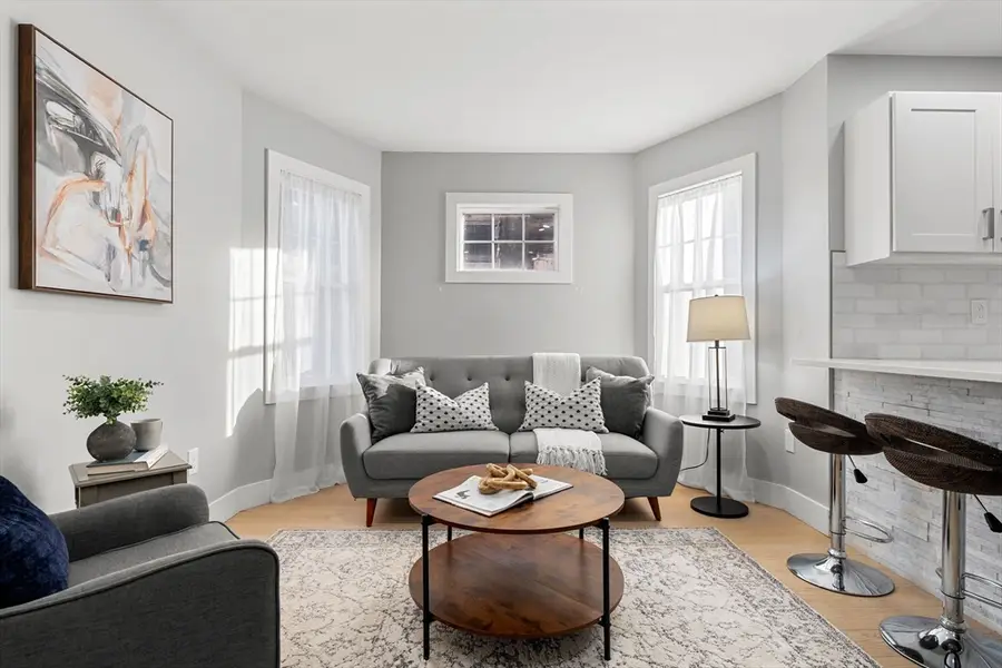 679-683 Columbia Rd #4, Boston, MA 02125 - Image #3