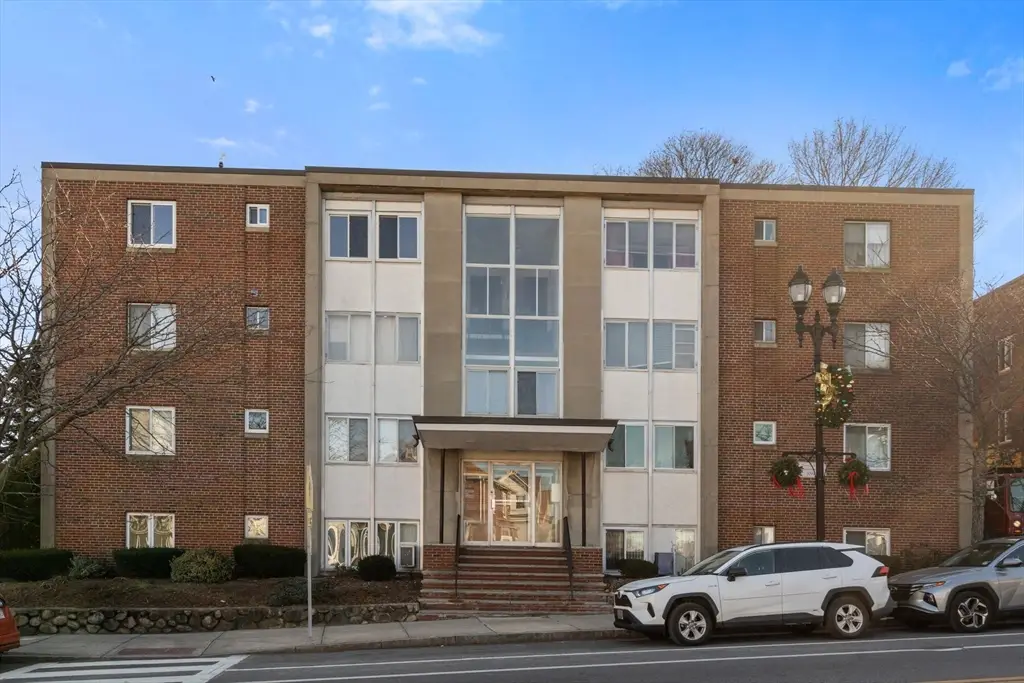 859 Broadway #15, Saugus, MA 01906 - Image #1