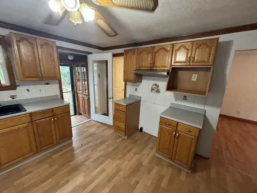 33 Chestnut Hill Road #A, Millville, MA 01529 - Image #2