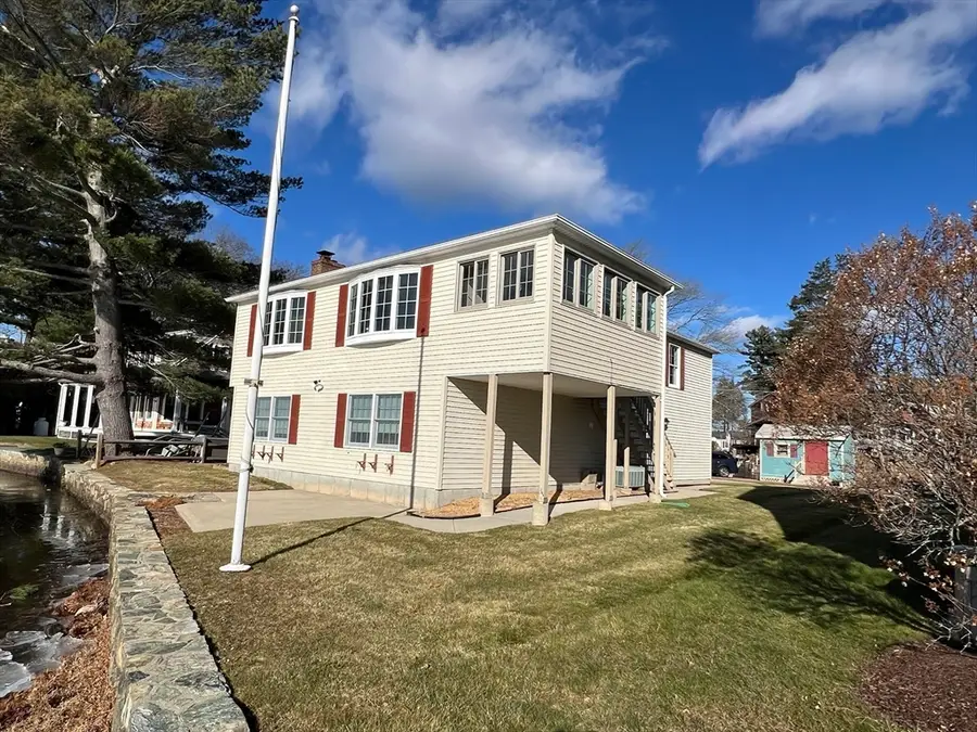 10 Indian Point Rd, Webster, MA 01570 - Image #3