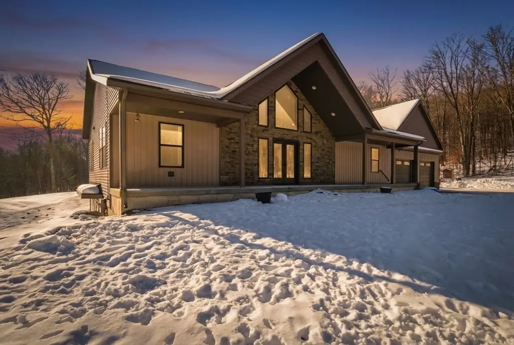 221 Bailey Rd, Lanesborough, MA 01237 - Image #1