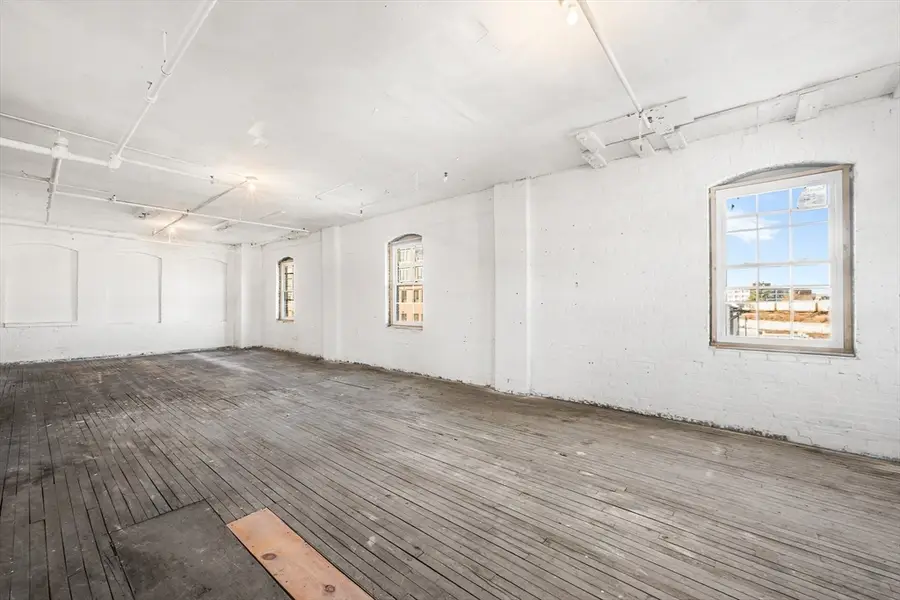 64 Green St, Worcester, MA 01604 - Image #3