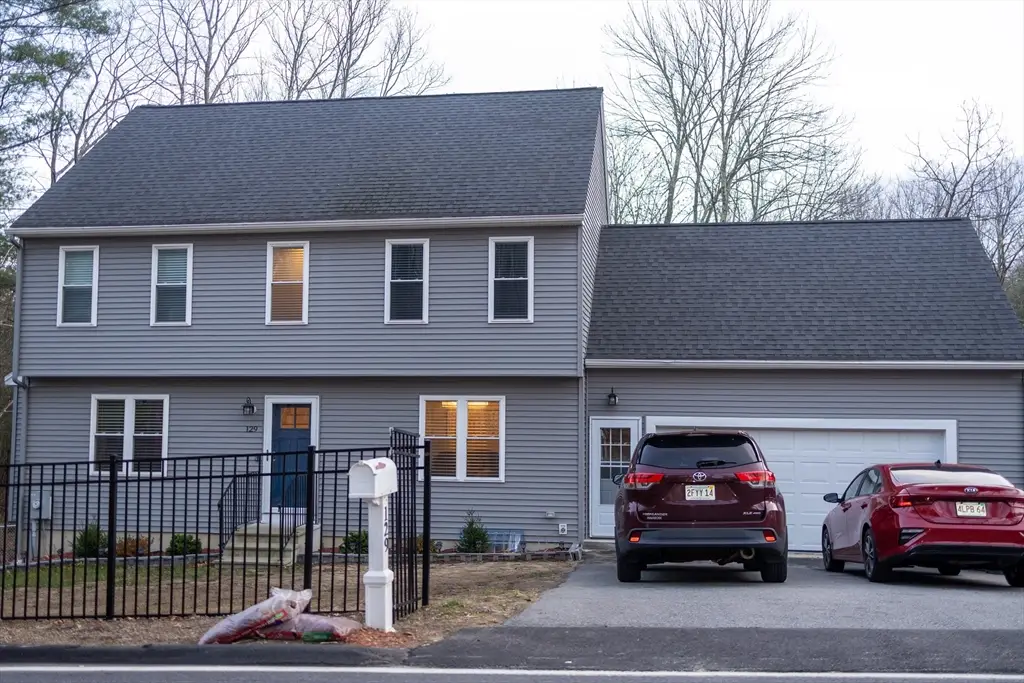 129 Quinapoxet Street, Holden, MA 01522 - Image #1