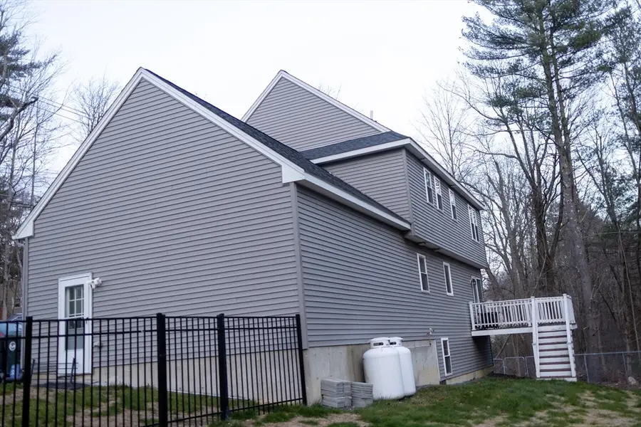 129 Quinapoxet Street, Holden, MA 01522 - Image #3