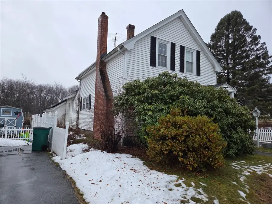 51 Exeter St, Fitchburg, MA 01420 - Image #2