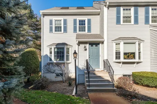75 Village St #75, Easton, MA 02375