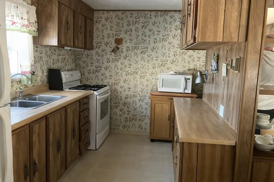 23 Colvin, Attleboro, MA 02703 - Image #3