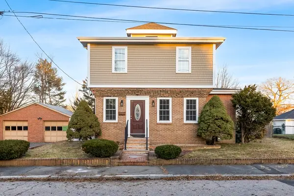 32 Tripp Ave, Brockton, MA 02301