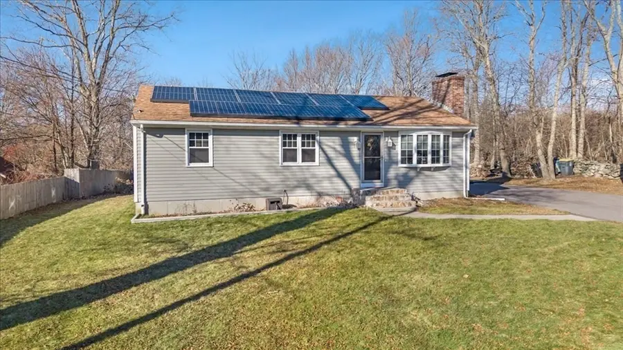 63 Hebb St, Somerset, MA 02725 - Image #3