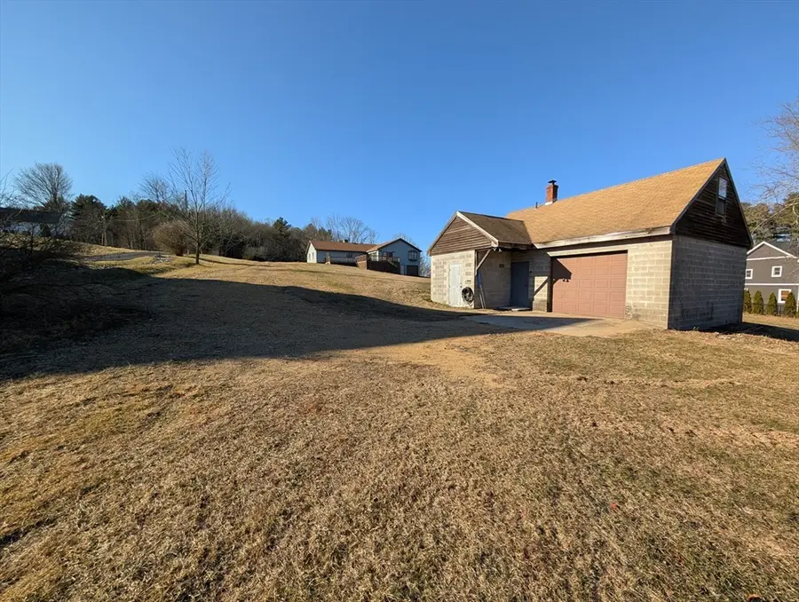 7 King Road, Charlton, MA 01507 - Image #2