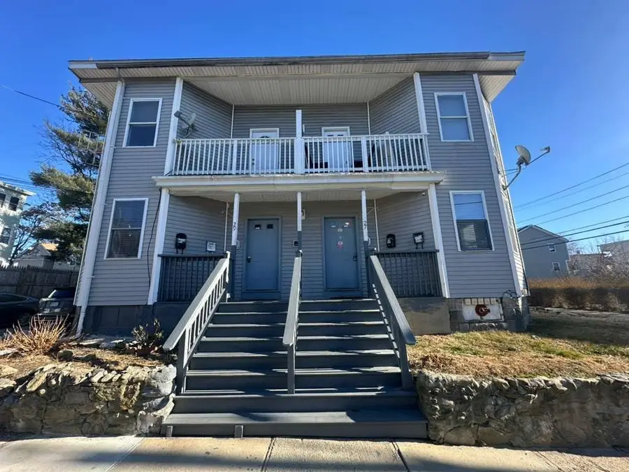 27 Willow St #A, Lawrence, MA 01841 - Image #2