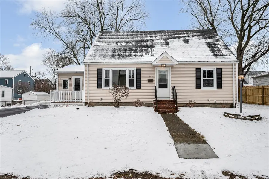 90 Chamberlain St, Lowell, MA 01852 - Image #2