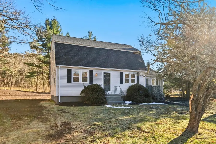 553 Union St, East Bridgewater, MA 02333 - Image #2