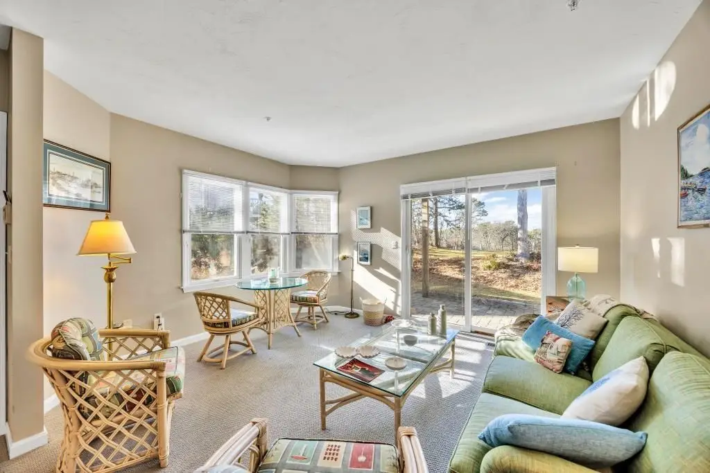 10 Oak Glen Village #10, Yarmouth Port, MA 02675 - Image #1