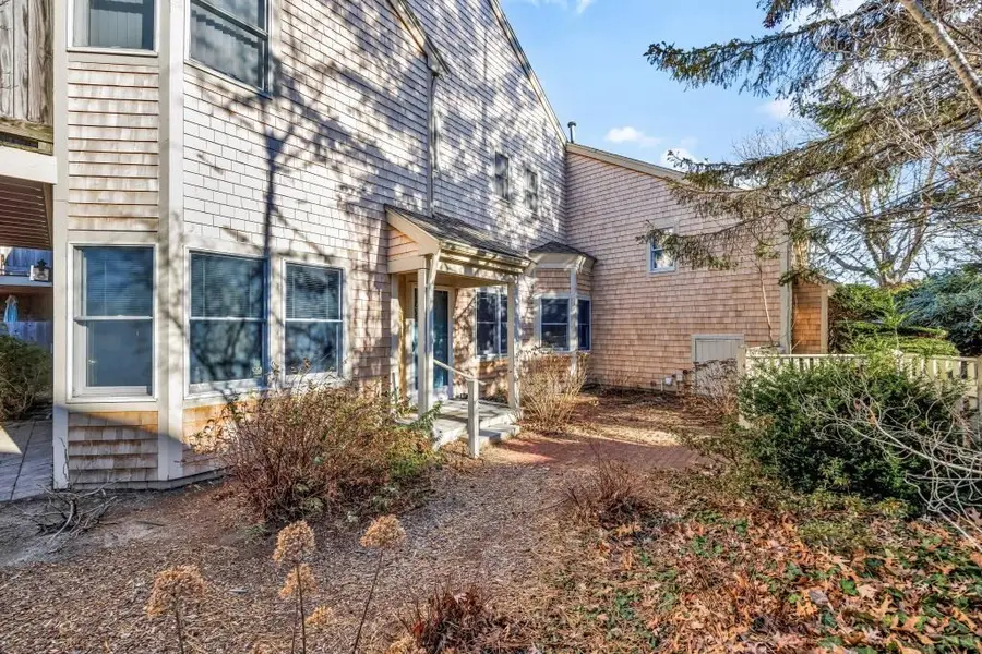 10 Oak Glen Village #10, Yarmouth Port, MA 02675 - Image #3