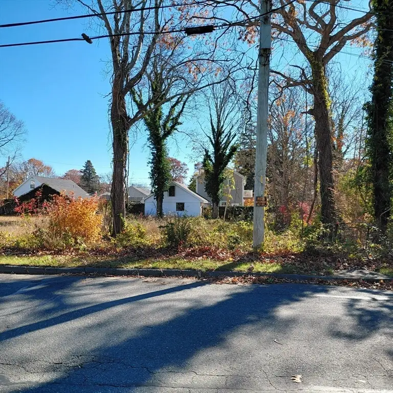 3.5 Golf Street, Fairhaven, MA 02719 - Image #1