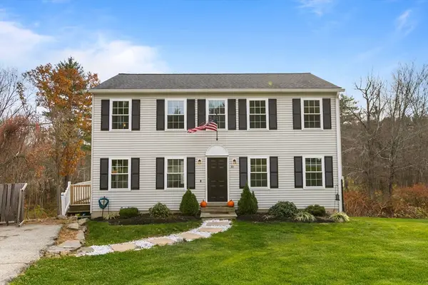 41 Willow Ln, Southbridge, MA 01550