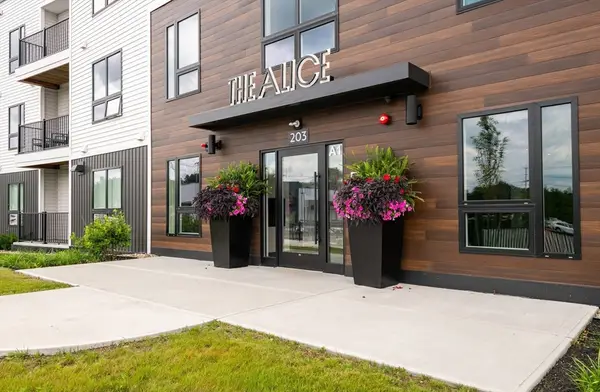 203 Lowell Street #302, Wilmington, MA 01887