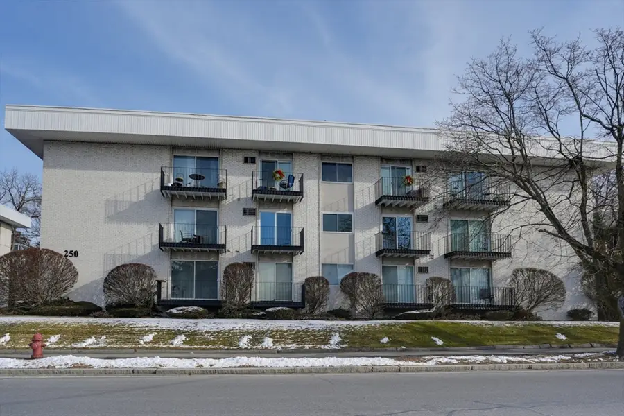 250 Nesmith St #A11, Lowell, MA 01852 - Image #2