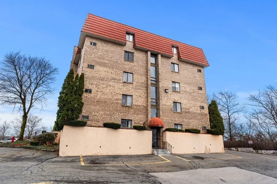 159 Franklin St #D2, Stoneham, MA 02180 - Image #3